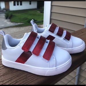 Kids sneakers